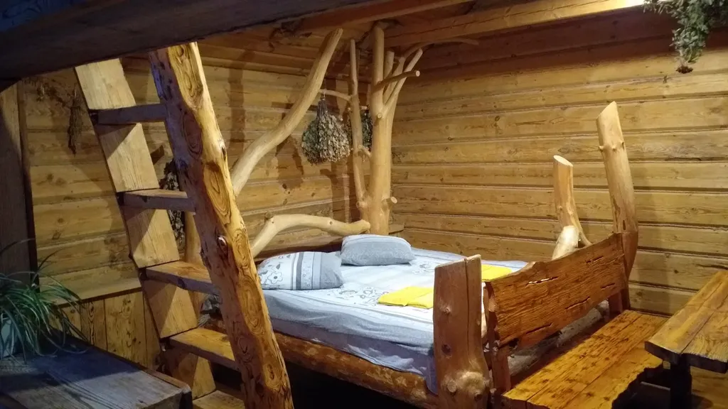 Трёхместный номер Стандартный с сеновалом